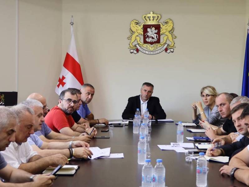 სახელმწიფო რწმუნებულის ადმინისტრაციაში სამუშაო შეხვედრა გაიმართა